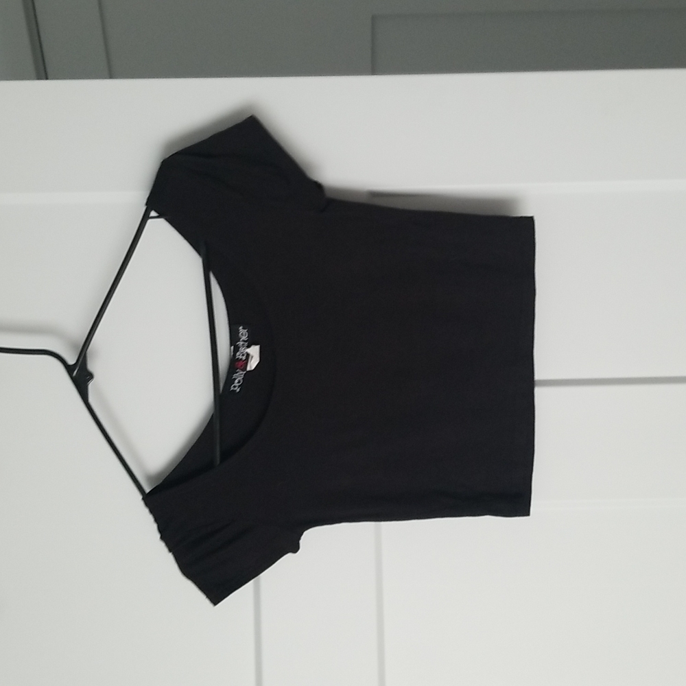 Small Black Crop Top